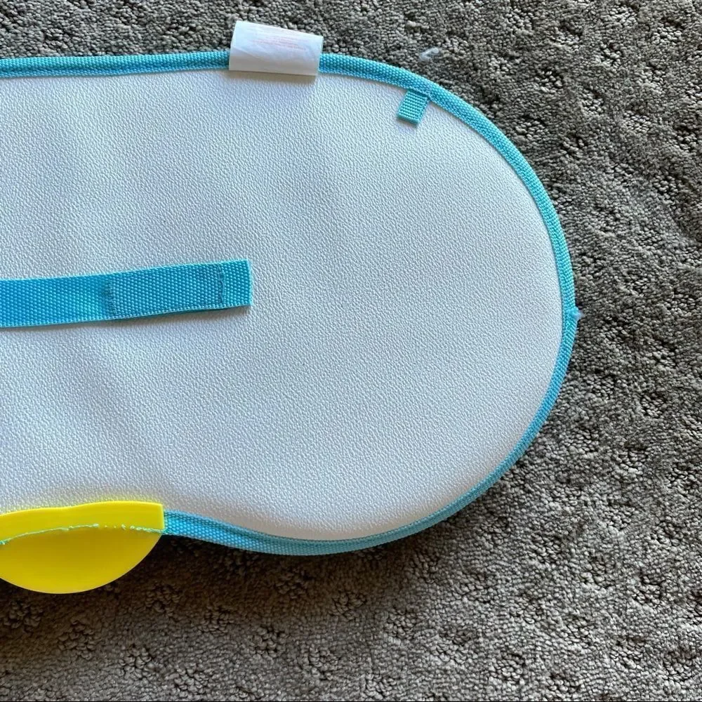 Munchkin Dandy Dots Multi-color Water Resistant Bathroom Kneeler Pad EUC